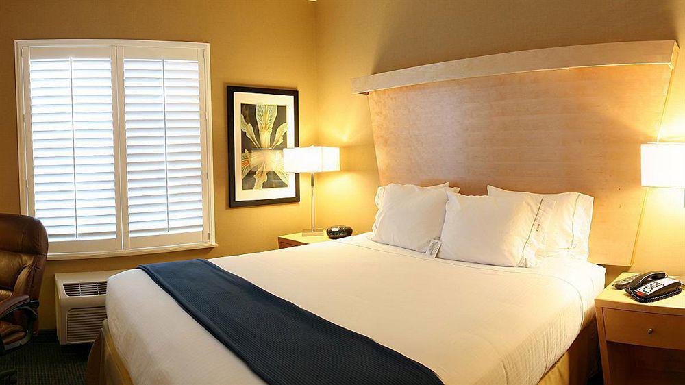 Holiday Inn Express Hotel & Suites Modesto-Salida By Ihg Extérieur photo